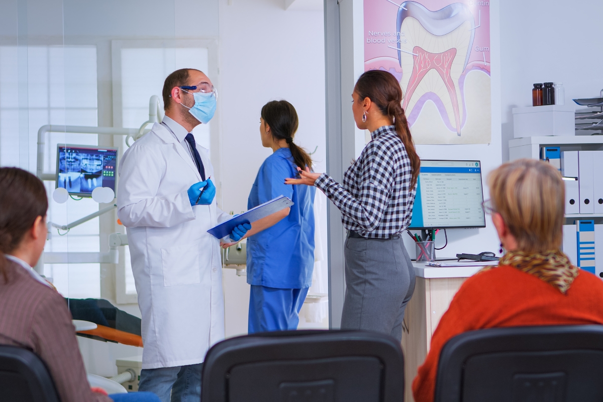 Oral surgery courses in Oklahoma City offering hands-on dental implant training and advanced surgical education for dentists.